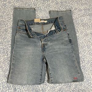 BRAND NEW Ripped Wedgie Straight Levi’s Jeans, W24 L28